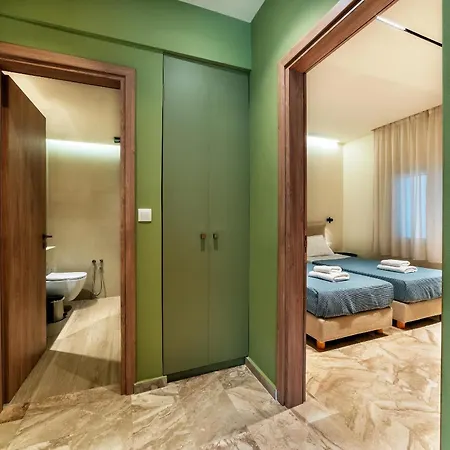 Kia's Retreat La Canea