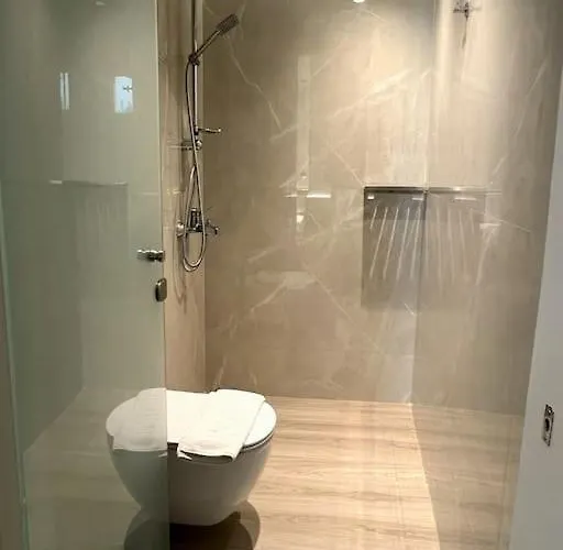 Kia's Retreat La Canea