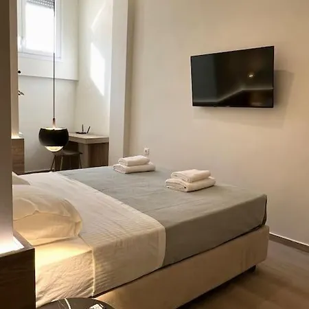 Kia's Retreat * La Canée